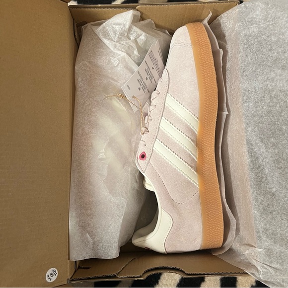 NWT Adidas Gazelle Valentine’s Putty Mauve Ivory Pink Sneakers Sz Women’s 7.5 - Picture 7 of 15
